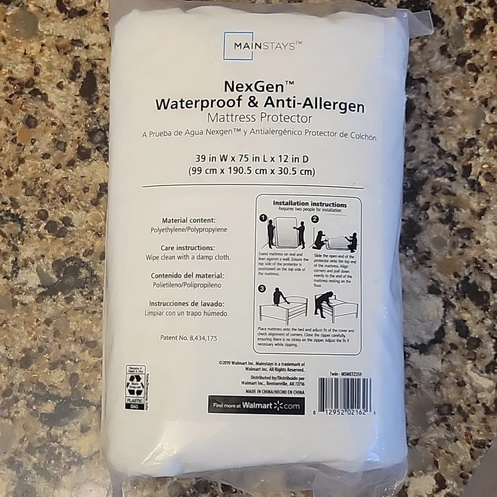 Mainstays White Twin Zippered Mattress Protector NIP